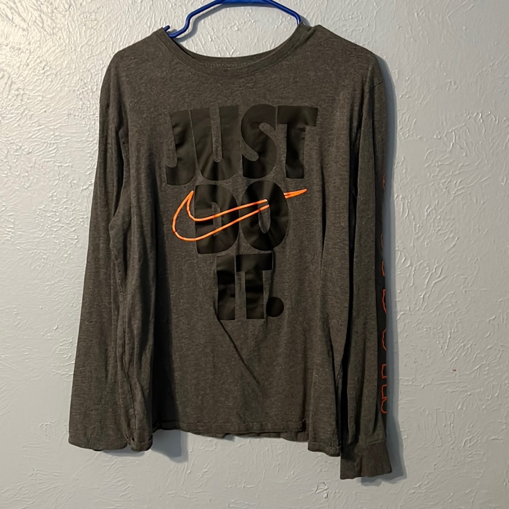 Gray Long Sleeve NIKE
